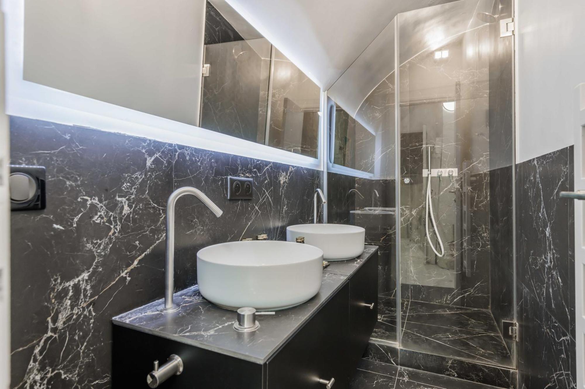 Appartamento Charming Duplex Parisian T3 - Heart Of Saint-Germain Esterno foto